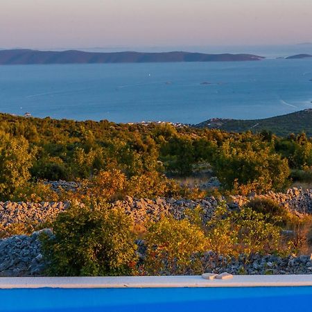 Villa Zlatno Sunce In The Hills Near Trogir Vrsine Exterior foto